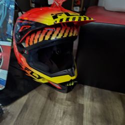 Fly Racing Kinetic Motocross Helmet DOT approved brand new size small,