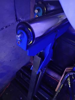 Pair of material handling collapsible rollers