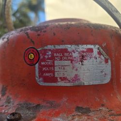 Pulman Holt 102 vacuum cleaner 