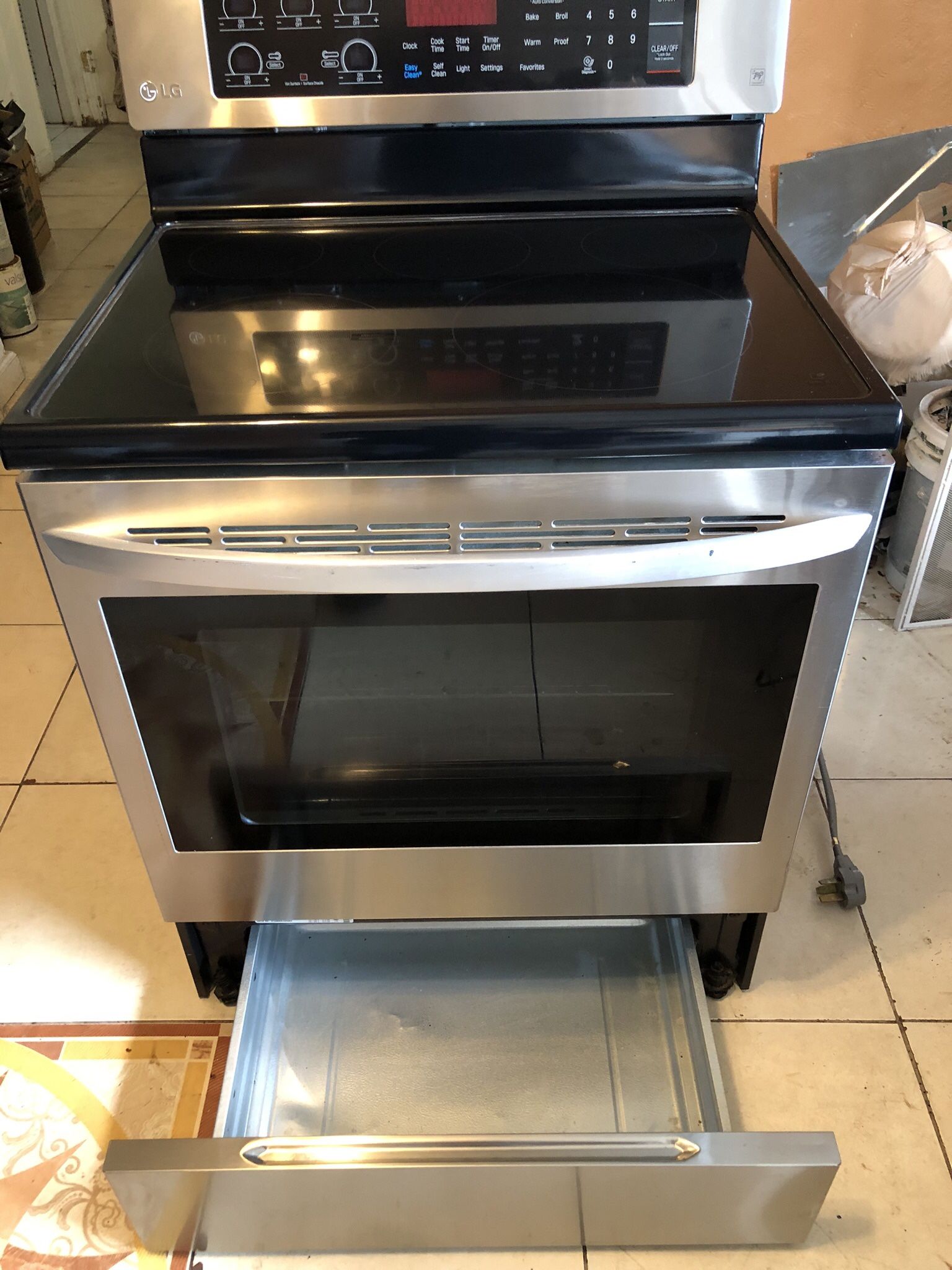 LG Electric Stove Range for Sale in Miami Gardens, FL OfferUp