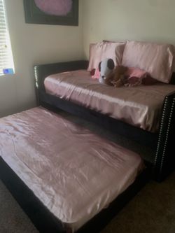 black twin bed frame with sliver