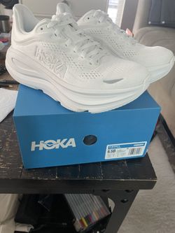 Women Hoka Bandi $100 Diferent Sizes 