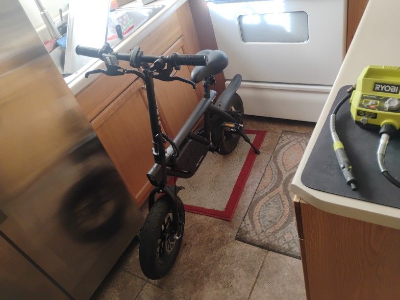 Jetson Atlas Electric Bike