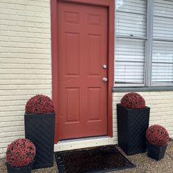 Planter Set w/Topiary Balls