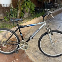 Diamondback Mountain Bike 