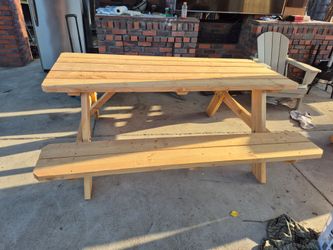 Strong homestead picnic table