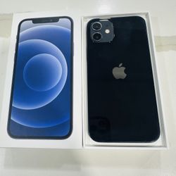iPhone 12 64GB Black UNLOCKED 