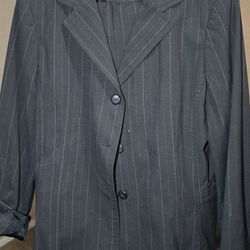 Woman's Suit Xl. $45