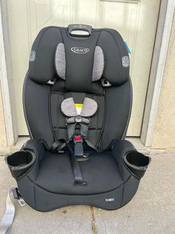 Graco SlimFit All-in-One Car Seat