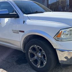 2015 Dodge Ram ECO DIESEL Ready To Go 
