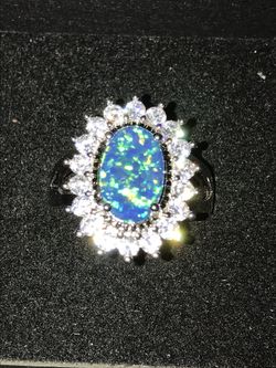 Size 8 ring