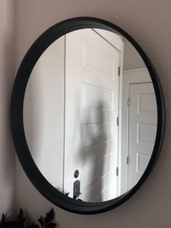 Circle Mirror