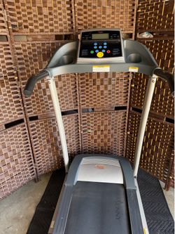 Treadmill sunny 4000 foldable manual incline and various speed levels maximum capacity 200pounds