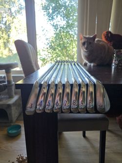 Titleist T200 4-PW + U505 3i + Vokey SM10 54° — Premium Setup