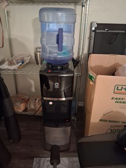 Water dispenser