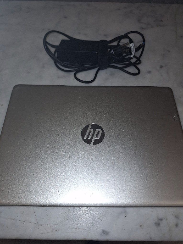 HP "15 64 - HD Graphics 620 Laptop (Serious Inquiries Only)