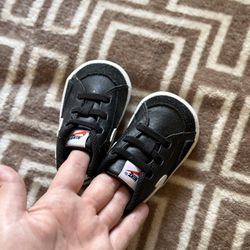 Baby Nikes (3c)