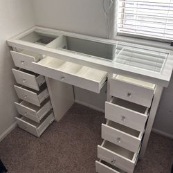 Makeup Vanity