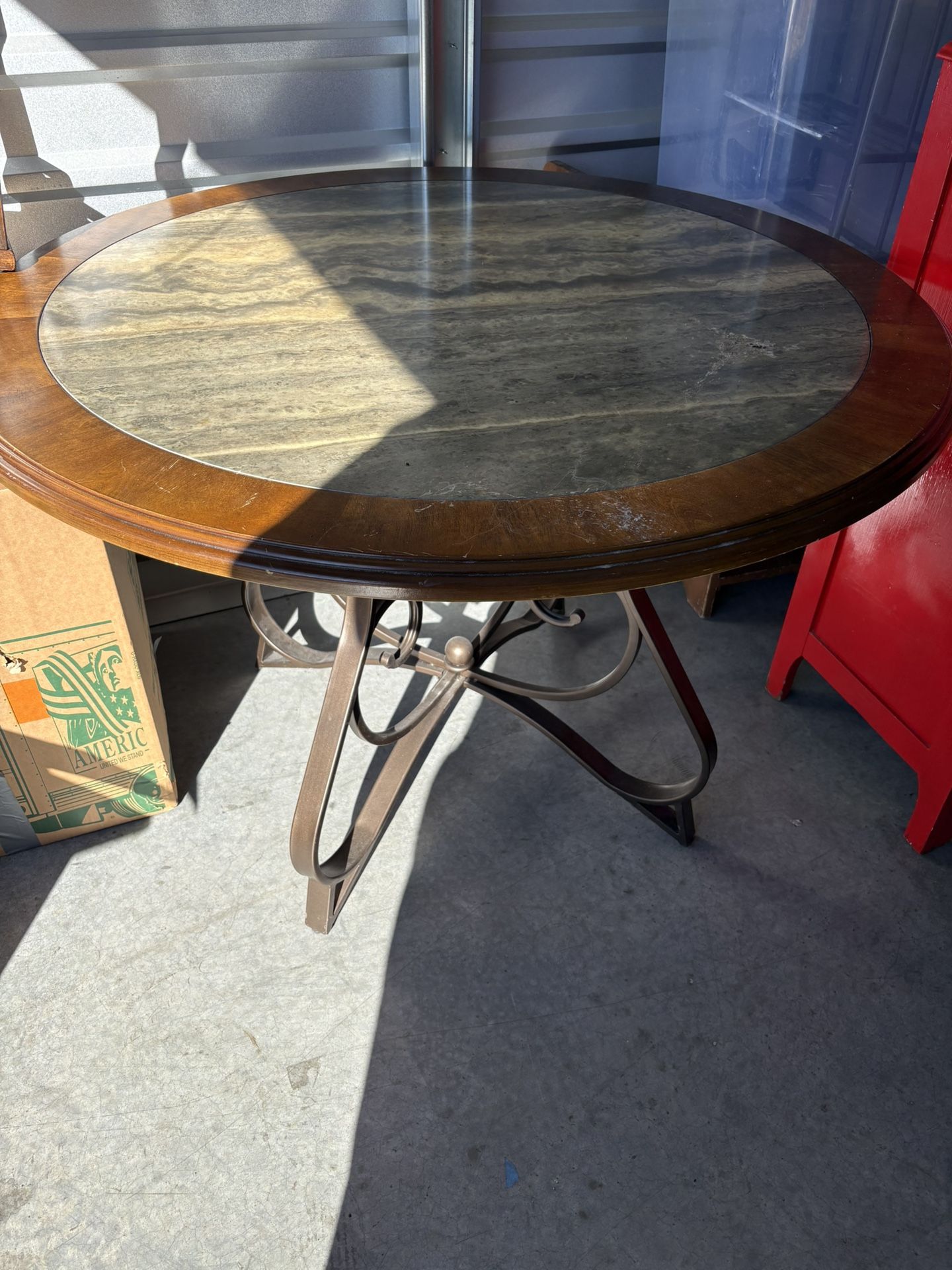 Kitchen Table And Chairs