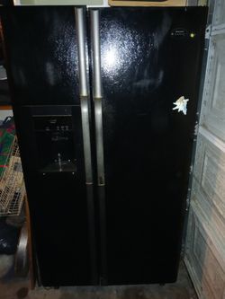 Frigidaire Refigerator