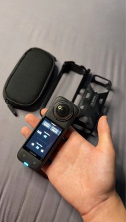 Insta360 X4