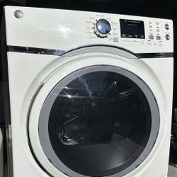 GE 7.5 cu. ft. Capacity Front Load Electric Dryer w/steam