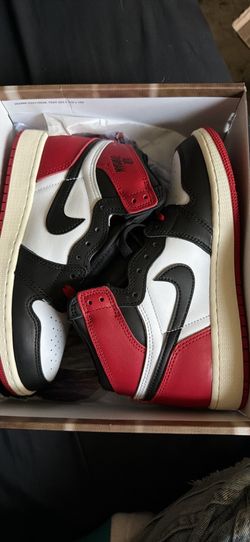 Jordan retro 1 size 4Y(5.5W)