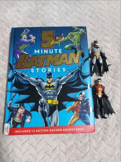 5min Batman story book plus figures