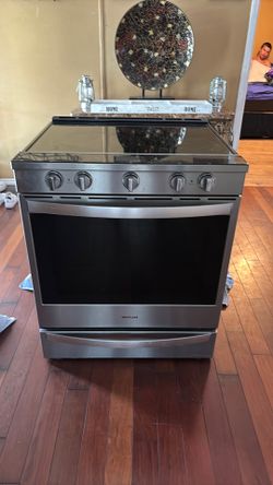 Whirlpool  touch stove