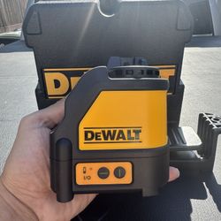 DEWALT Laser Level 2-Line Cross Line