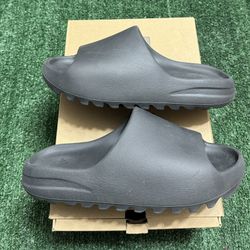 Adidas Yeezy Onyx Slide size 11 USED But Clean