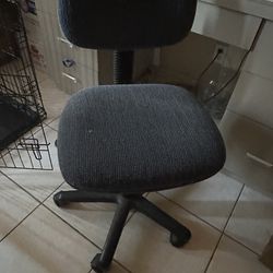 Ergonomic navy adjustable rolling desk chair