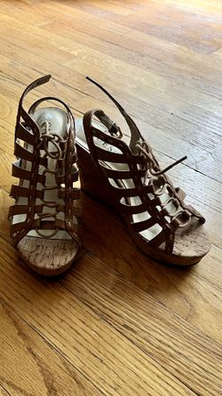 Guess Women’s Wedges Size 6 1/2