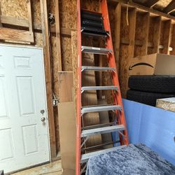 Werner 8ft Fibreglass 300lbs Podium Ladder