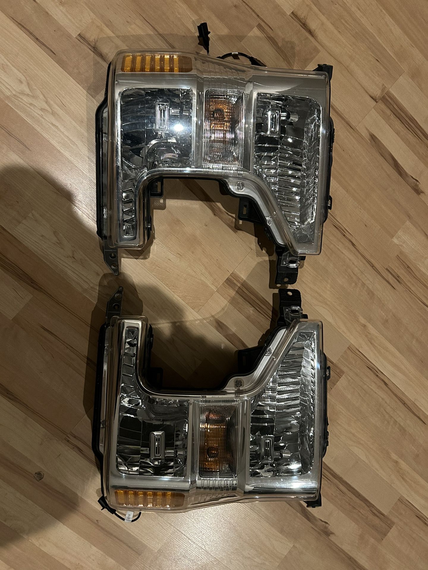 2020 Ford F250 Xlt Factory Headlights 