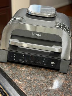 Ninja XL Smart Foodi 6 N 1 grill