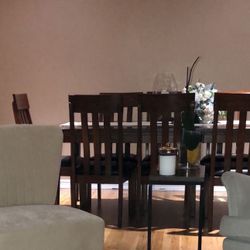 GREAT DEAL Dinner Table / 8 Chairs/ CONSOLE 