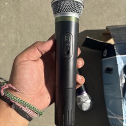 centerstage microphone