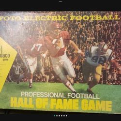 Vintage Cadaco Foto-Electric Football Hall of Fame Game 1971 Complete