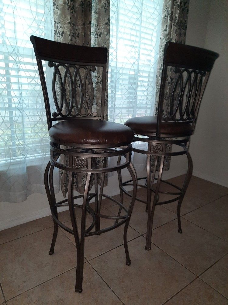 Hillsdale Montello 32-Inch Swivel Bar Stool, Old Steel Finish with Faux Brown Leather