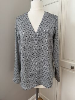 Express Woman’s Shirt Size S 
