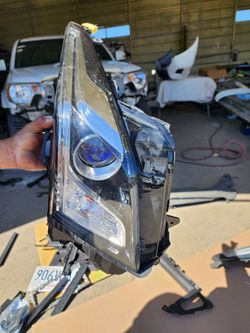 2017 Cadillac ATS Right Headlamp