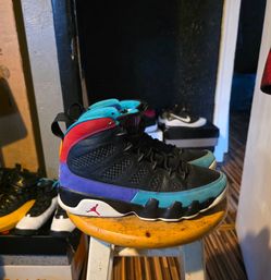 Air Jordan 9 Retro 'Dream It, Do It' size 8.5