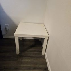 Ikea Coffee Or End Tables