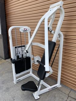Cybex Commercial VR2 Chest Press- Excellent Condition