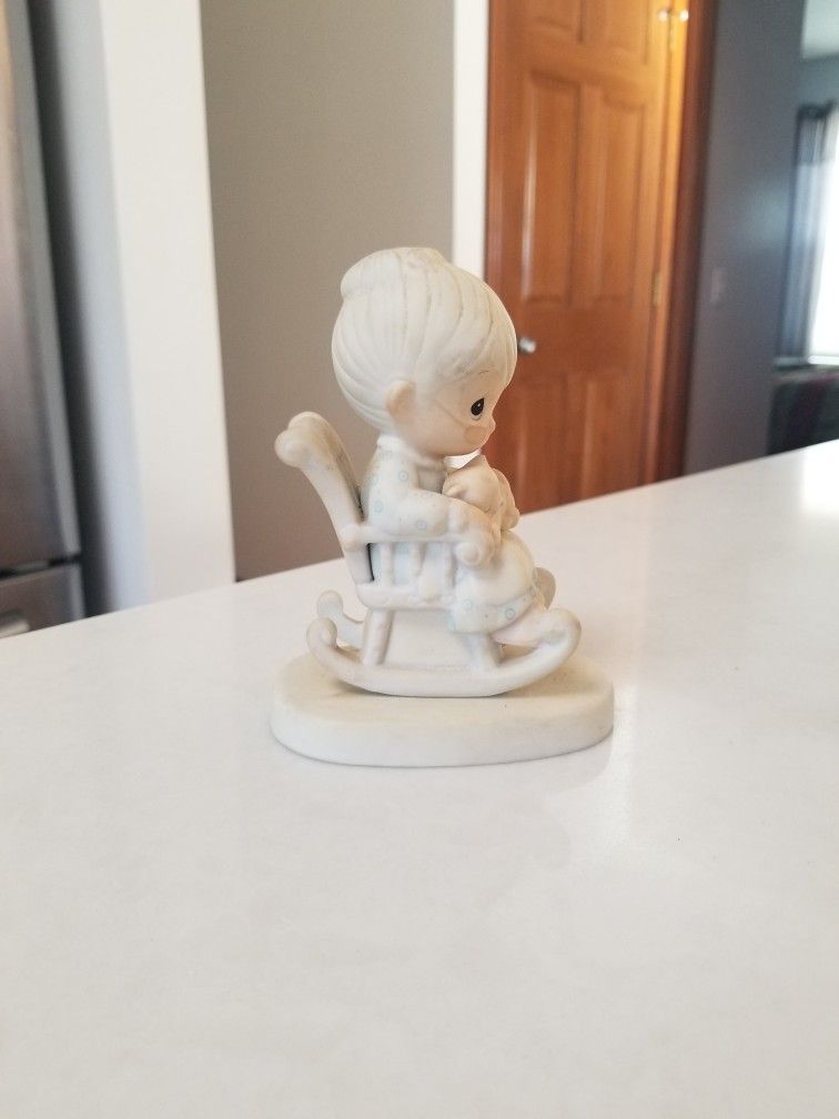 Precious Moments "The Purr-fect Grandma E3109 With Box
