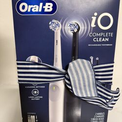 Oral-B iO Toothbrushes 2pk