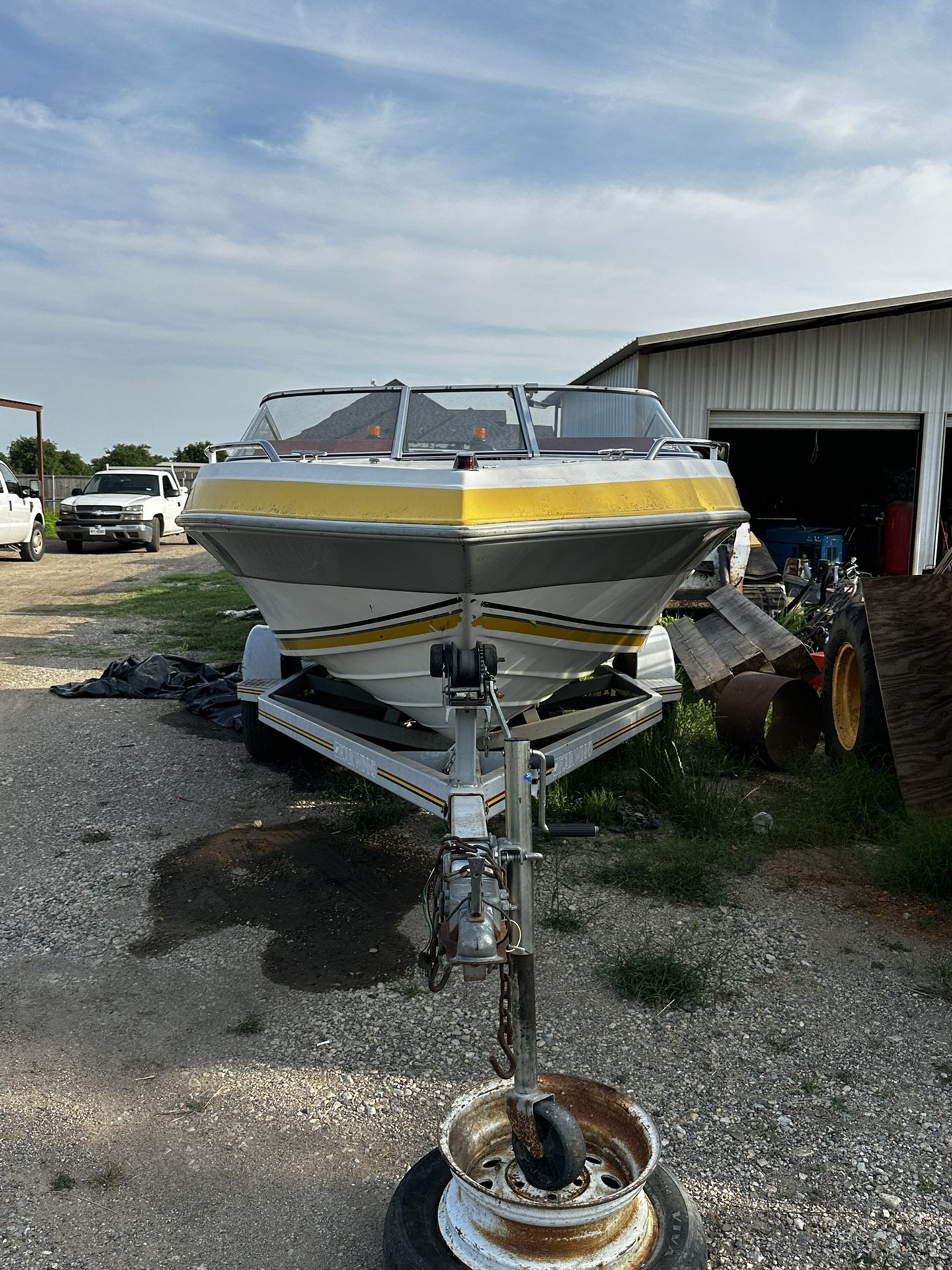 1991 Four Winns 18ft Bass Boat