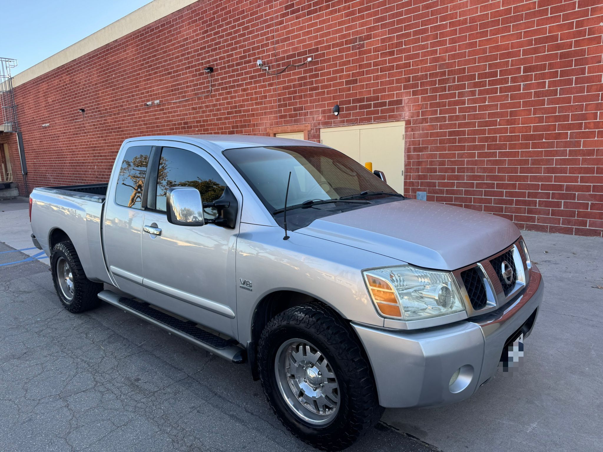 2004 Nissan Titan