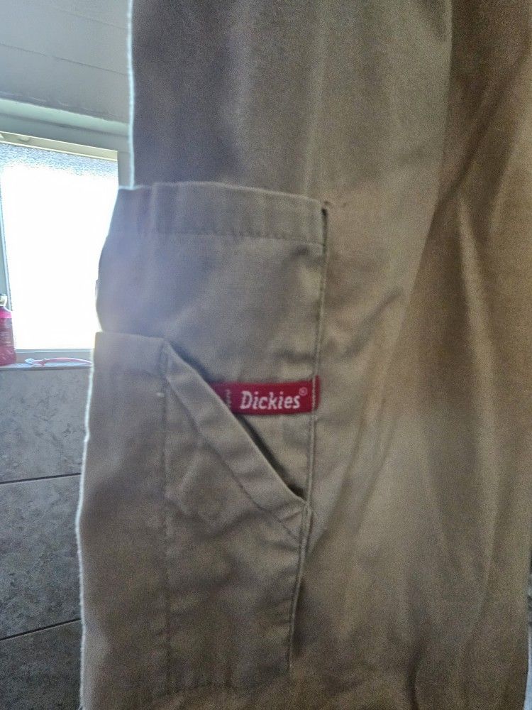 Women's Dickeys Khaki Scrub Pants - Size 2x